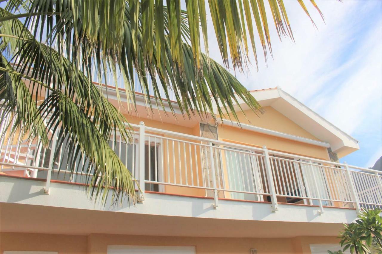 Villa In Protected Space In Front Of The Sea Los Realejos Exterior foto